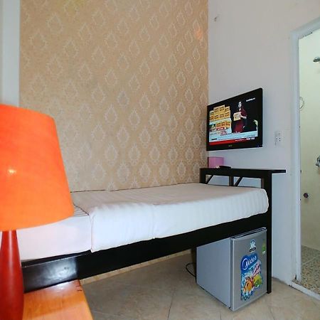 Mad Monkey Hanoi Hostel Eksteriør billede