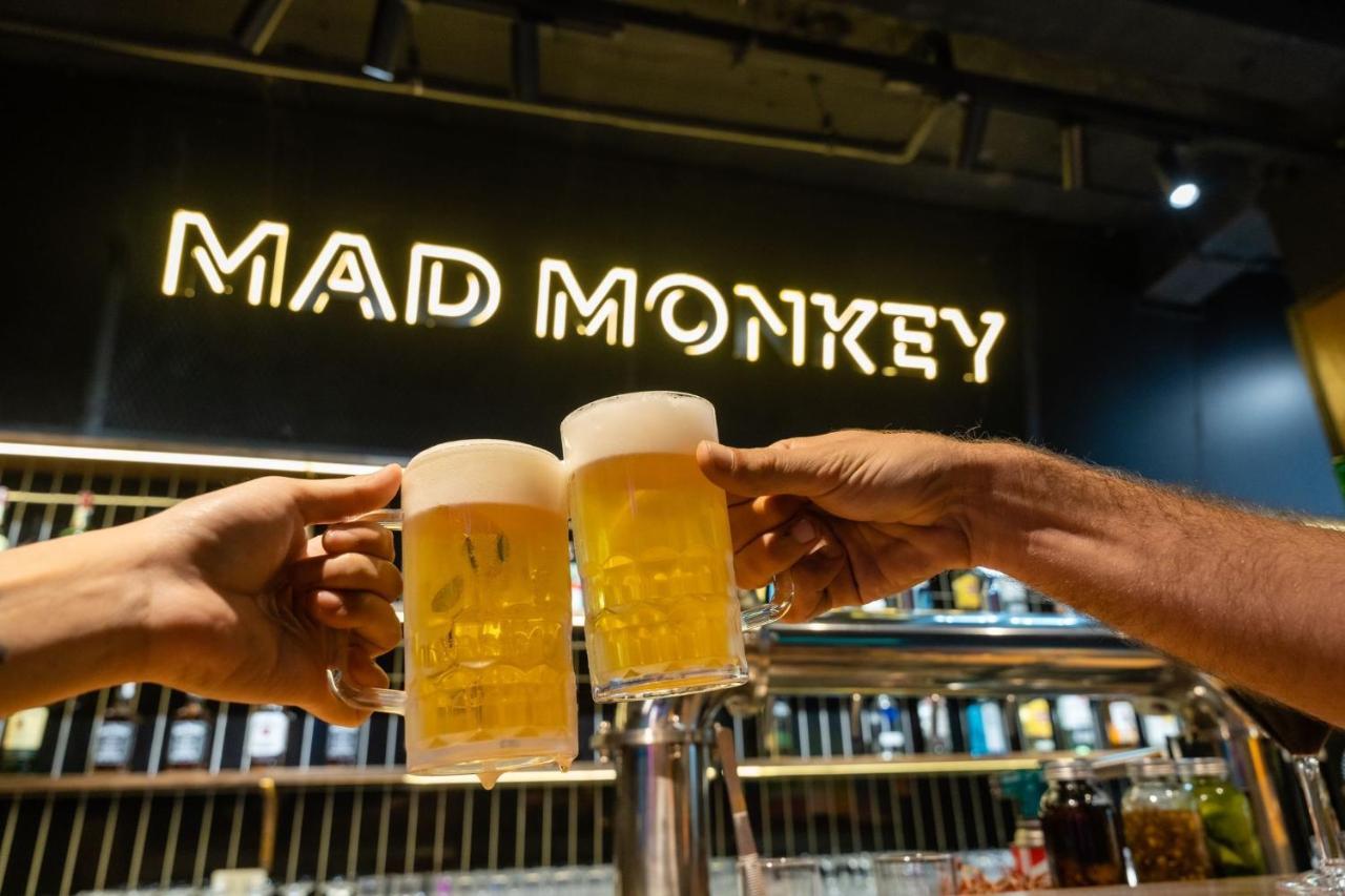 Mad Monkey Hanoi Hostel Eksteriør billede